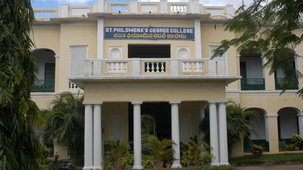 Desi Habba held at St. Philomena’s college to celebrate international mother language day