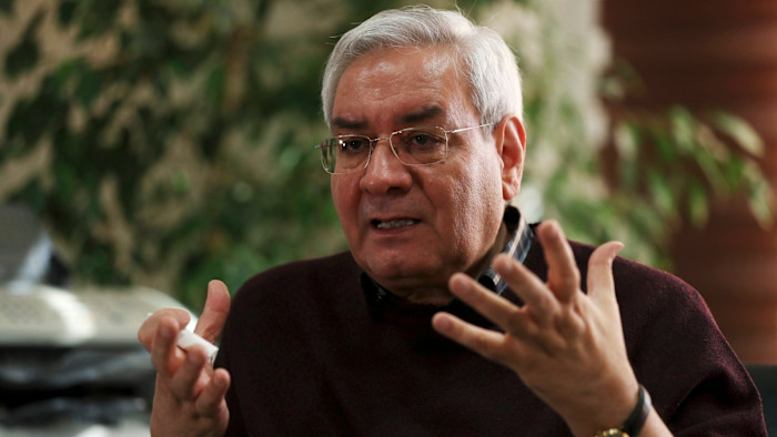 Iran arrests leading reformist politicians