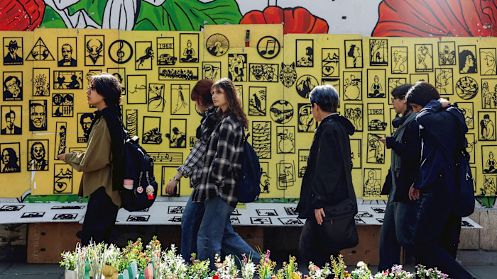 Iranian students mount further anti-regime protests