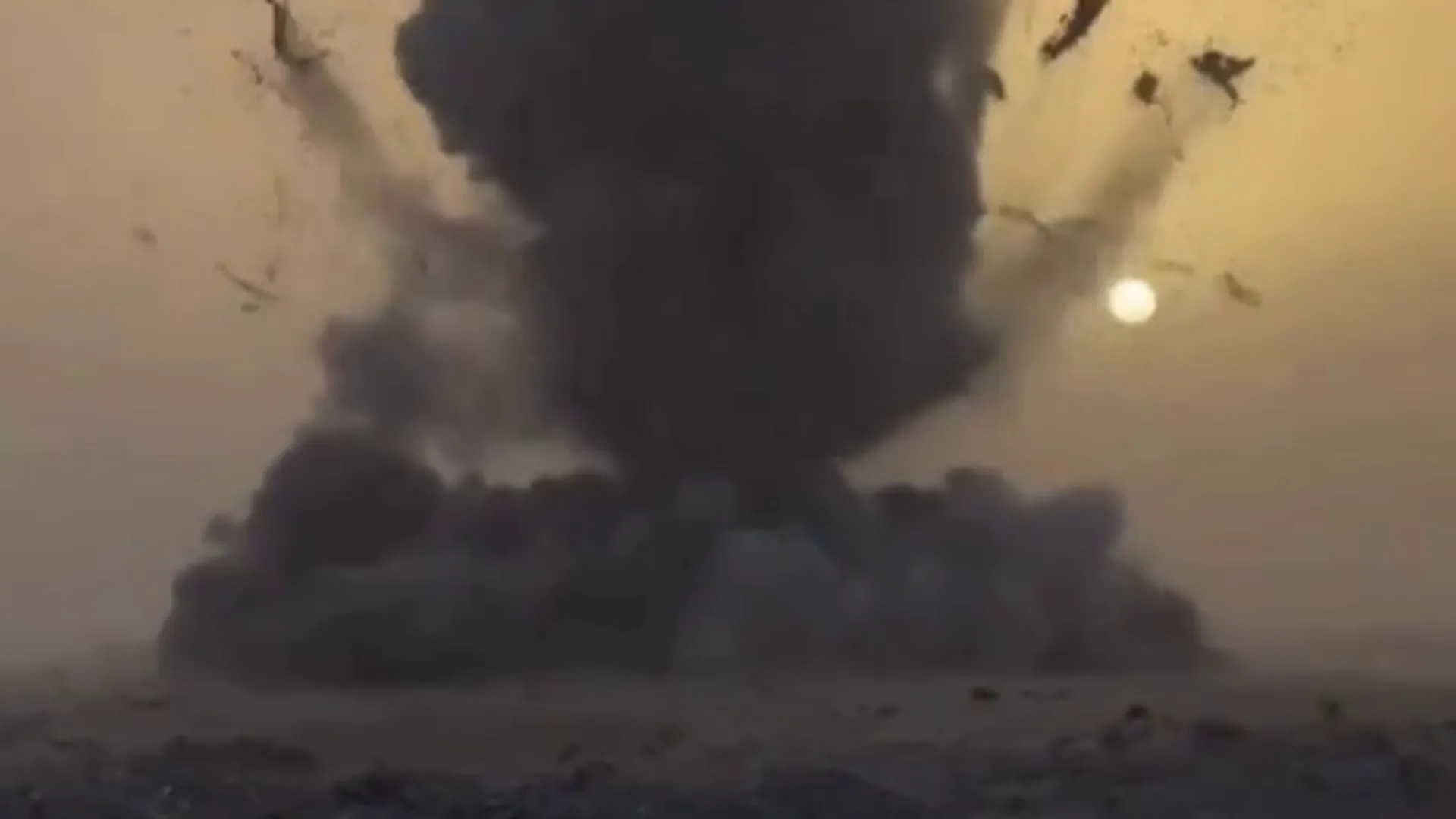 Israel reopens Rafah crossing but continues bombing Palestinians | Gaza