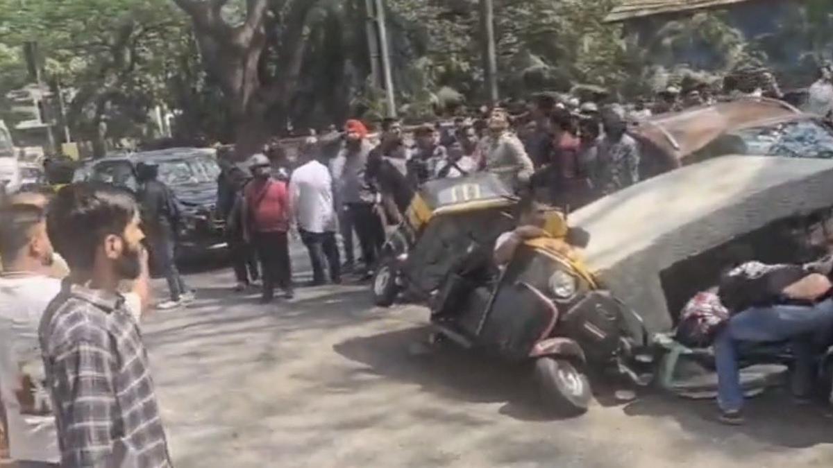 Part of metro rail pillar collapses in Mumbai's Mulund area; 1 killed and 4 injured