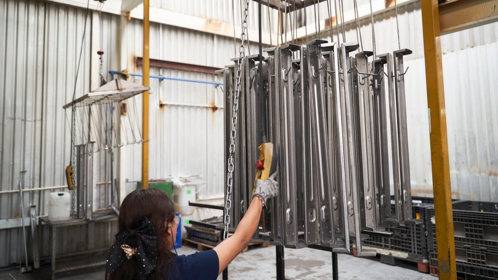 Trump plans to roll back tariffs on metal and aluminium goods