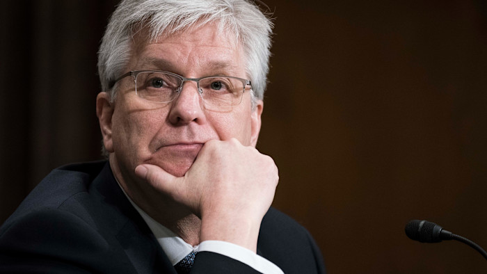 US probably shed jobs last year, top Federal Reserve official says