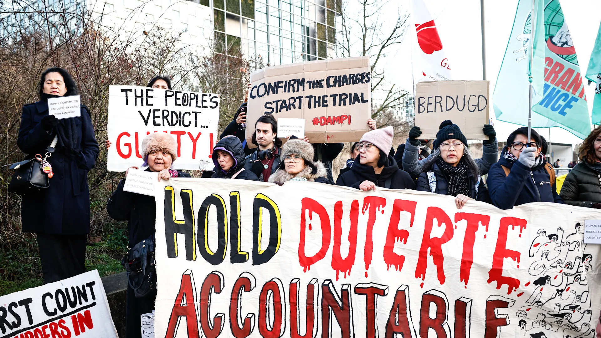 Video: Protests as ICC hearings start for ex-Philippine leader Duterte | Politics