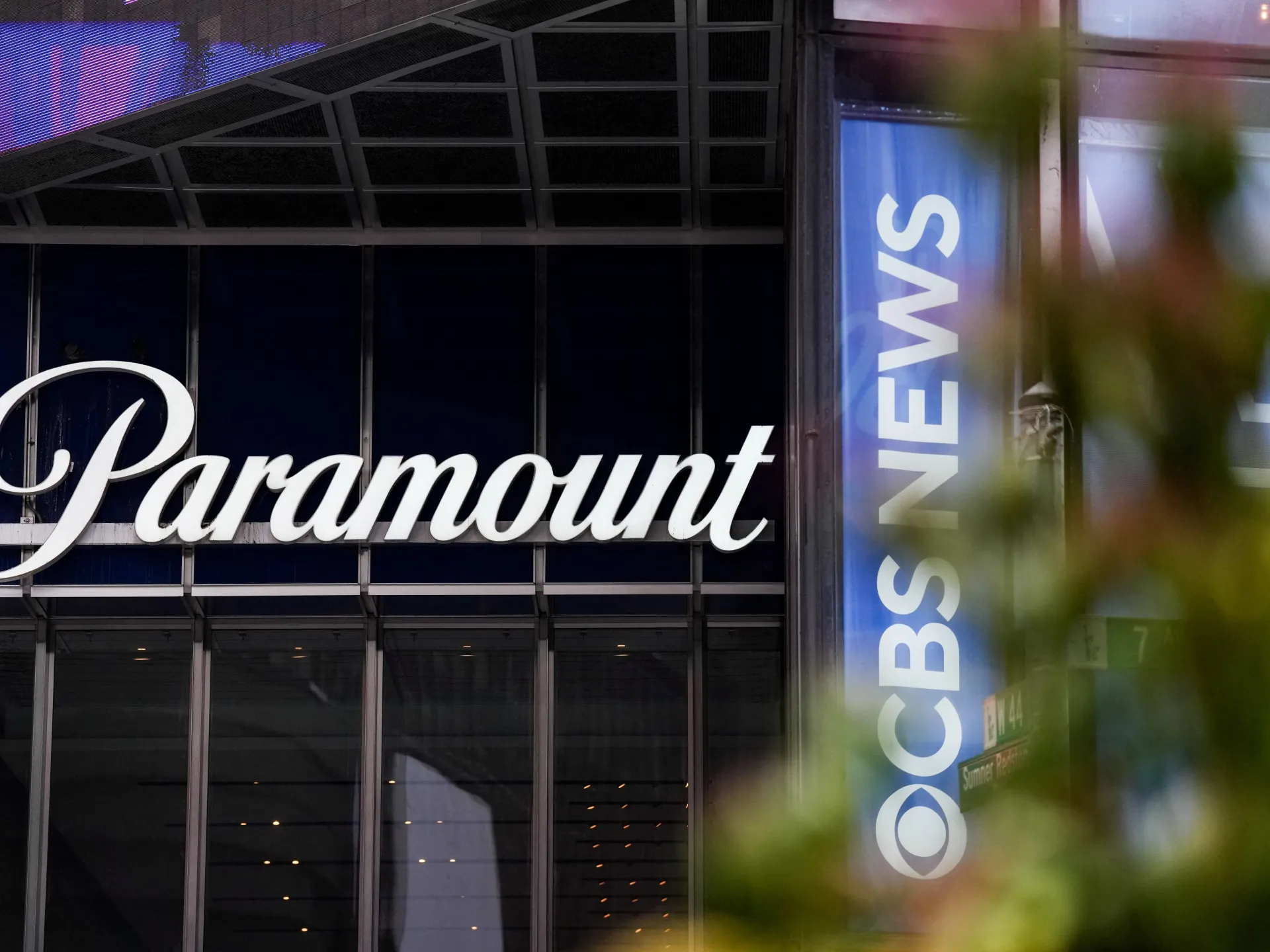 Warner Bros gets new offer from Paramount but still recommends Netflix bid | Media News