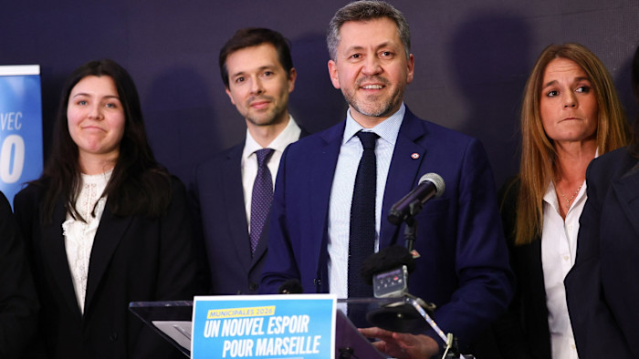 French far right makes first-round gains in municipal elections