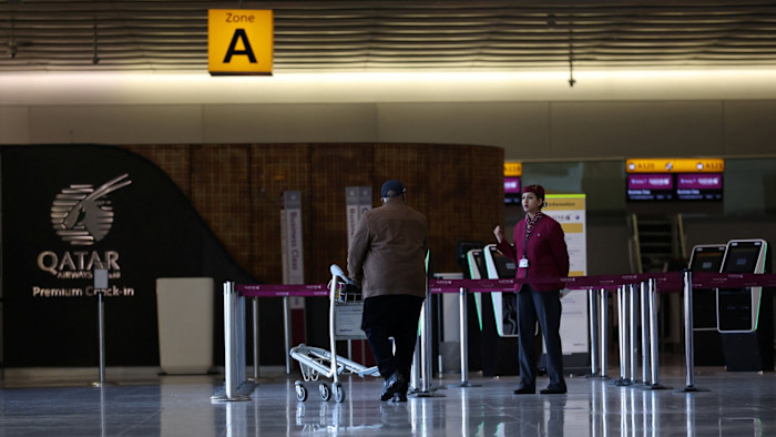 Middle Eastern airlines start to fly stranded passengers out of Gulf