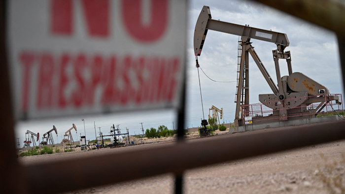 Oil producers: buy the peace, not the war