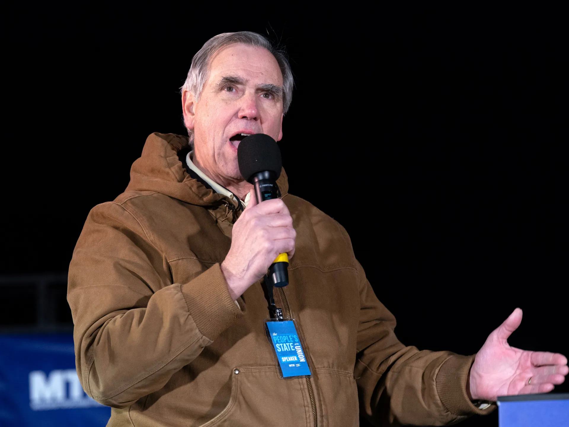 Senators propose ban on US gov’t officials doing prediction market trading | Politics News