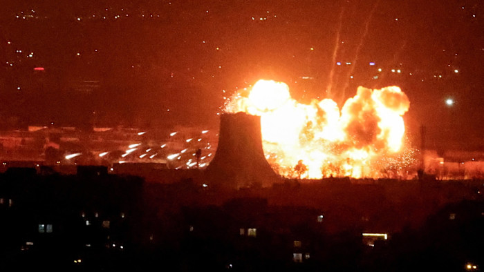 Trump hits out at Starmer over UK reluctance to support Iran attacks