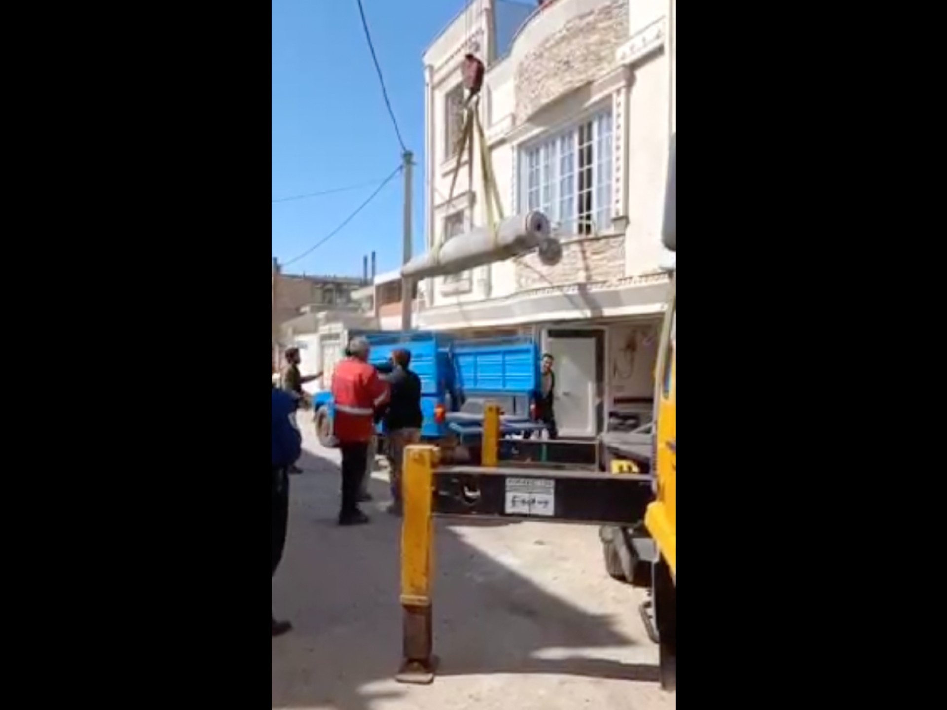 Unexploded missile extracted from house in western Iran | Weapons